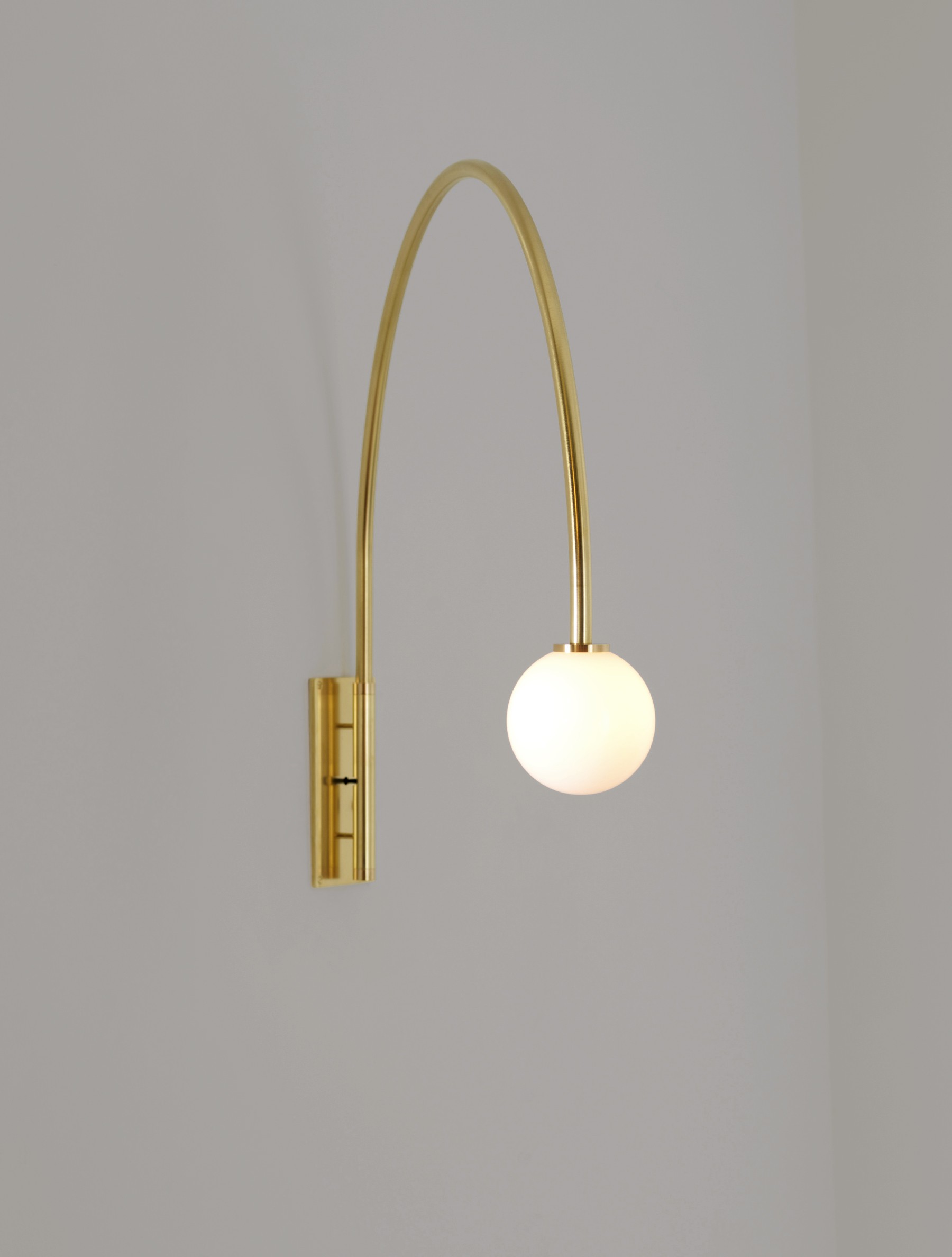 Contour Wall Lamp 38